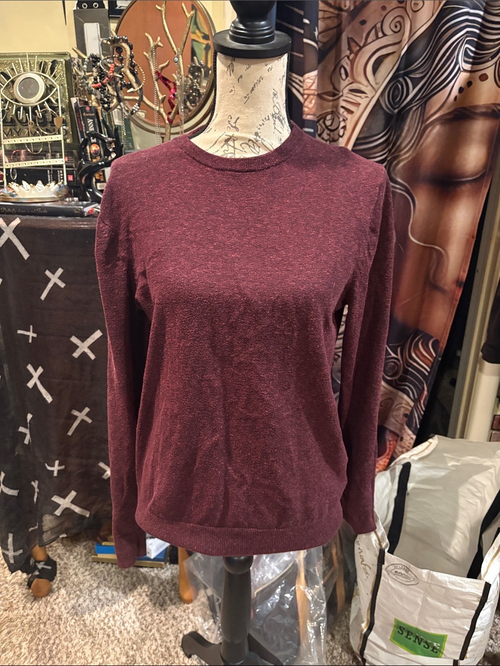 Classic Crewneck Sweater in Burgundy